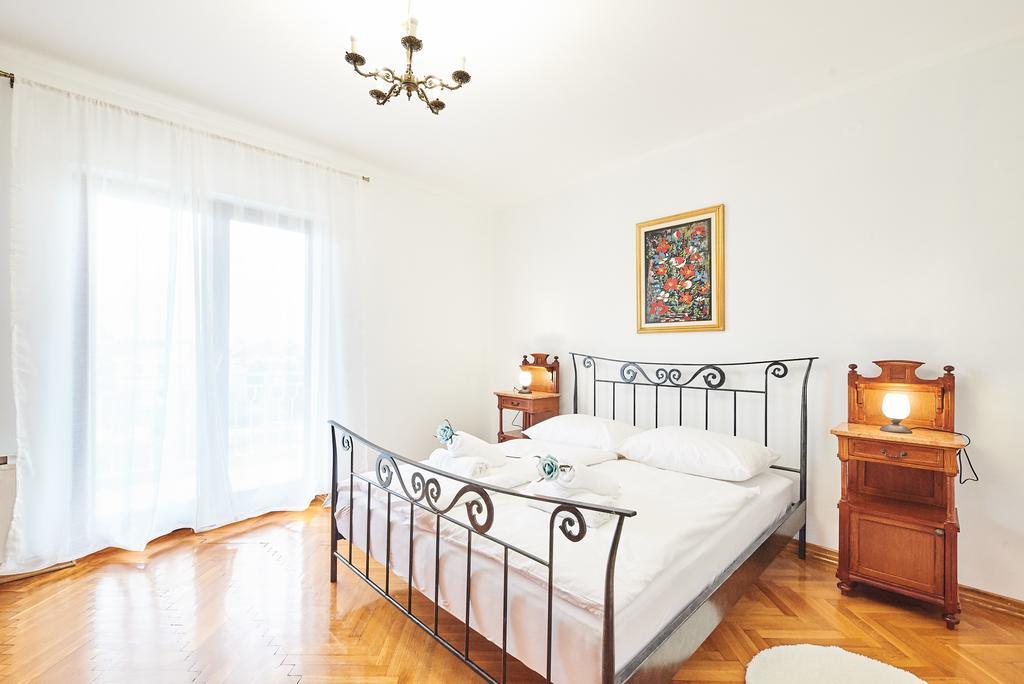 Apartment Bella *